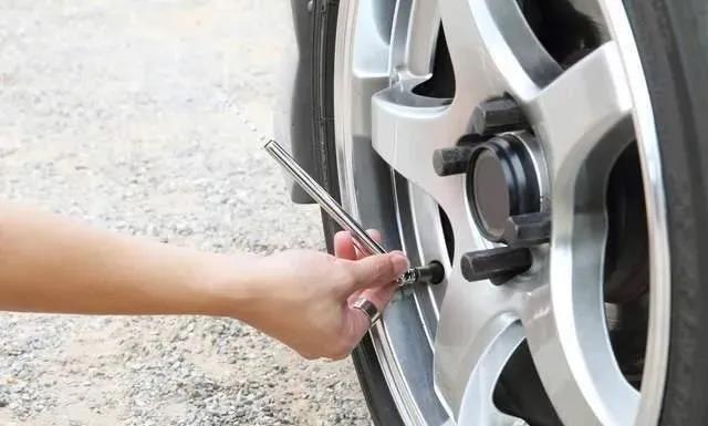 中國(guó)輪胎想要獲得長(zhǎng)足發(fā)展，就必須改變當(dāng)前低價(jià)銷售的商業(yè)模式