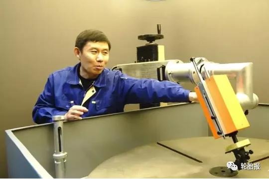 豪邁人邊生產(chǎn)、邊換代、邊研發(fā)、邊改進(jìn)