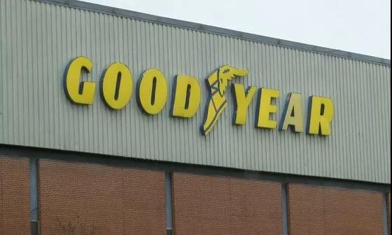 固特異正在超市試行輪胎安裝服務(wù)，顧客可以現(xiàn)買現(xiàn)裝